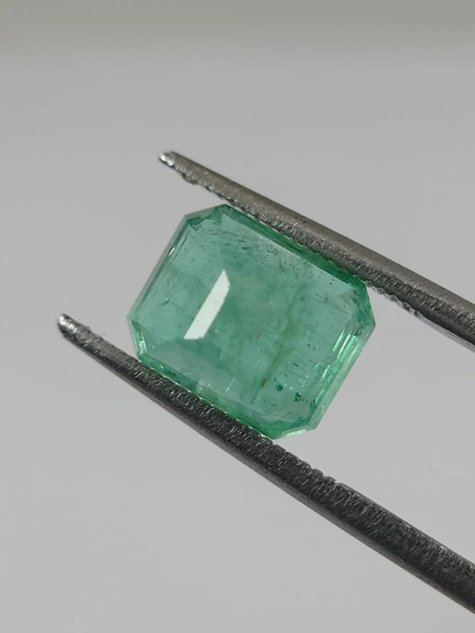 3.1ct Minor Oiled Octagon Faceted Emerald from Afghanistan — view 3